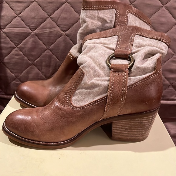 Lucky Brand  'LK BOXER' Women’s Boots Size 7.5 - Picture 2 of 8